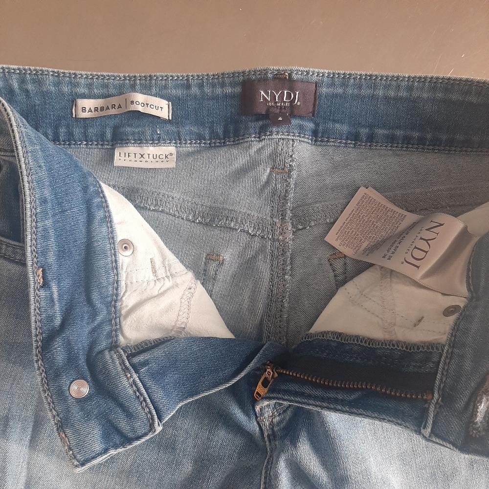 NYDI🦋Butterfly🦋Embroidery Jeans Size 4 - Picture 2 of 5